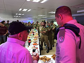 טקס הענקת מענקים כספיים לחיילים בודדים ע"ש סמ"ר סטיב מיכאל נמקובסקי ז"ל