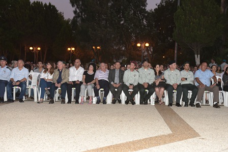 טקס ההתייחדות עם חללי חייל הקשר והתקשוב